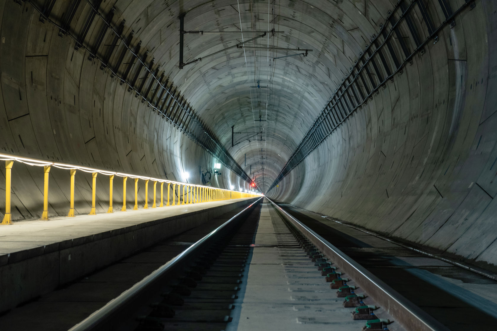 Bilde fra innsiden av Follobanens tunnel